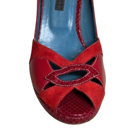 Marc Jacobs Red Leather & Suede Peep-Toe Pumps – Size 8.5 - Picture 12 of 16